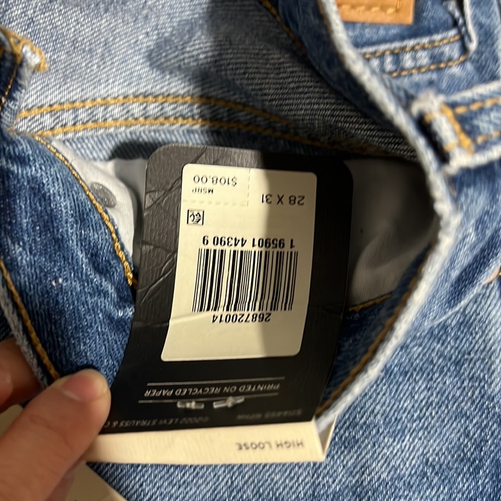 Levi's® Premium HIGH LOOSE WOMEN'S JEANS - Picture 4 of 14